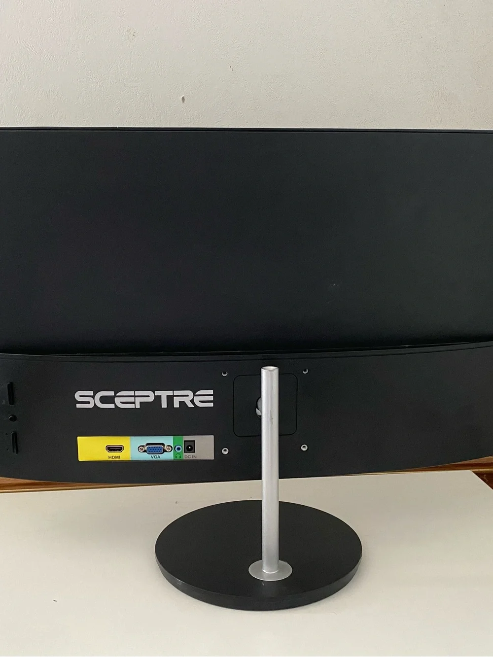Sceptre 24-inch Curved Gaming Monitor 75hz Model T24 with Stand and Power Cord
